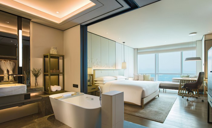 兩日一夜放鬆之旅：打卡酒店與踏青景點推薦